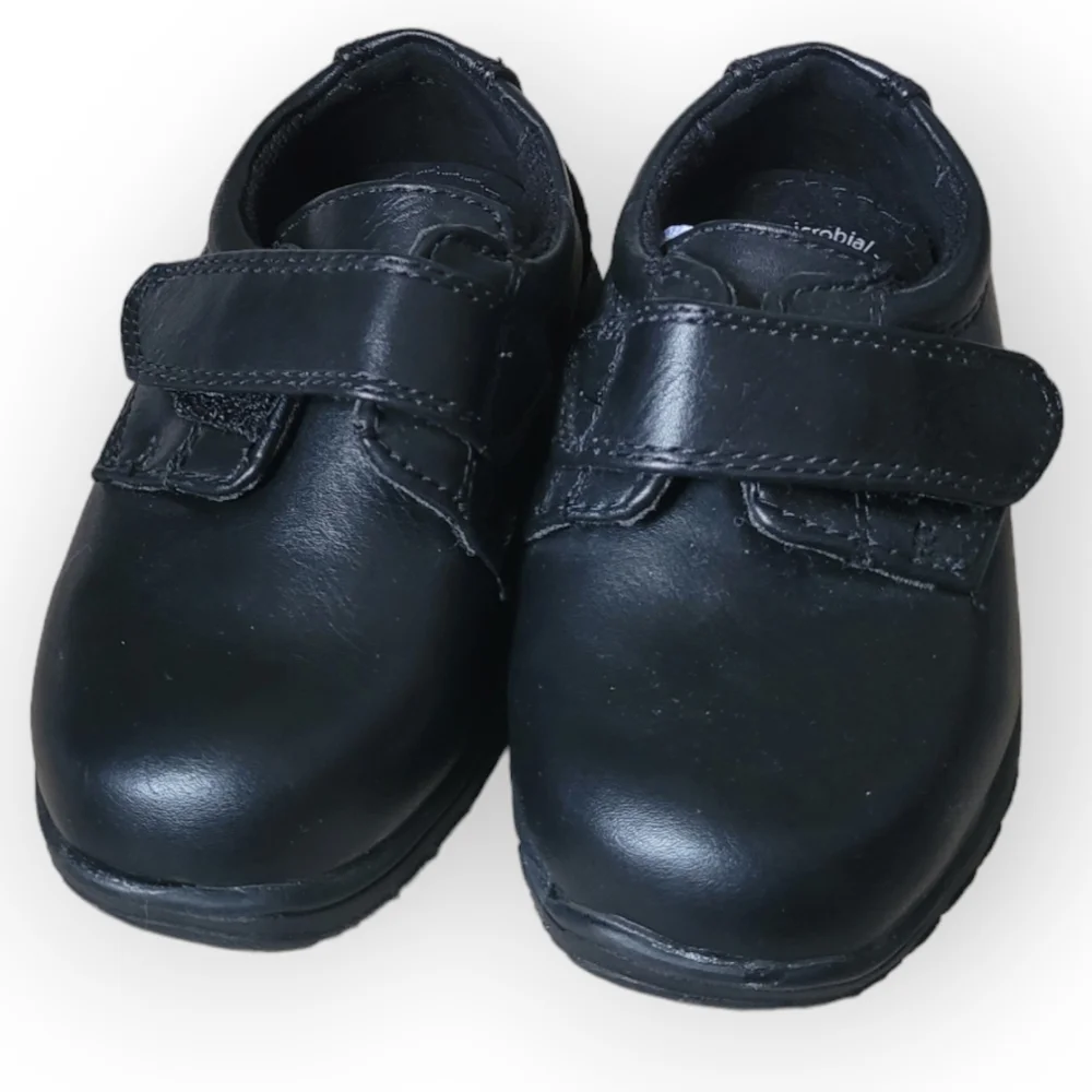 Cat & Jack Size 5 Toddler Black Formal Shoes with Velcro